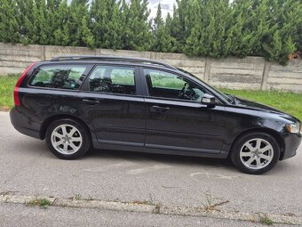 Predám Volvo v50 1.6 TDI 80kw r.v 2008/10 - 5