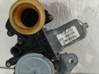 mechanizmus okna pp toyota verso 997250-100 40€ - 5