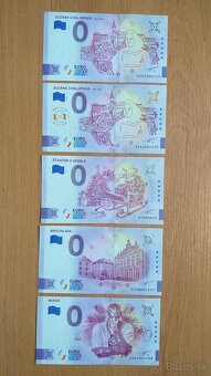0 euro bankovka, 0 euro souvenir, 0€ bankovka 4 - 5
