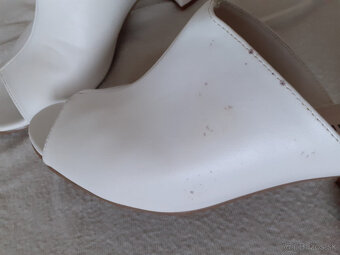 Dámske nové biele vsuvky Body Flirt č.41 - 5