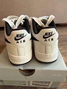 Nike Air Force 1 (32) - 5
