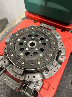 Predam zotrvacnik a spojkovu sadu - 5