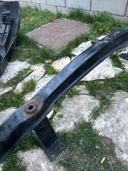 Predaj náhradných dielov na BMW e90 - 5