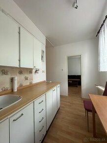 1 izbový byt 37 m2, sídlisko Tarča - 5
