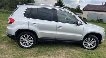 VW TIGUAN rv 11.2.2011 2,0 Tdi 103Kw DSG automat 4X4 - 5