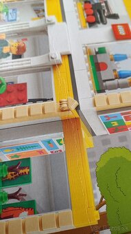 LEGO 40574 Predajňa - 5