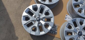 Renaukt dacia duster suzuki toyota honda nissan 5x114,3 r16 - 5
