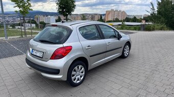 Peugeot 207 1.4 benzín 54kw - 5