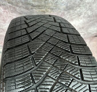 Orig.alu Bicolor Volvo XC60 235/55R19 více sad - 5