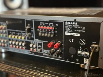 Yamaha RX V381 - 5