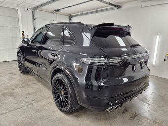 PORSCHE CAYENNE S Black optik Možná výmena - 5