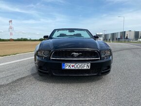 Ford Mustang Cabrio 3.7 - 5