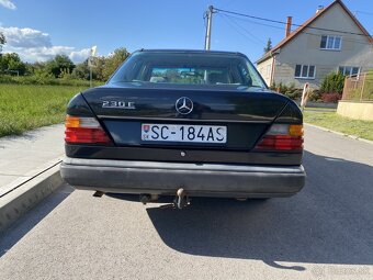 Mercedes-Benz W124 230E - 5