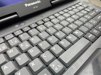 odolný, vojenský notebook PANASONIC CF-53 - 17h batéria - 5