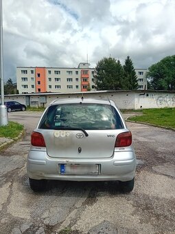 Toyota yaris - 5