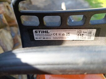 Predám pilku Stihl 251 - 5