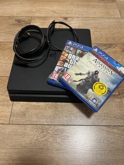 Predám PS4 Slim 500GB + 2 hry - 5