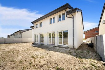 NOVOSTAVBA DVOJDOMU S POZEMKOM V ŠTANDARDE, LEHNICE-KOLÓNIA - 5