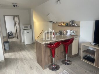 Na prenájom 2-izbový byt v dome takmer v centre, Piešťany - 5