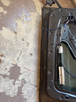 Bmw e34 sedan/touring predné dvere - 5