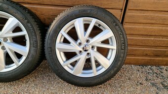 Zimná sada originál Škoda Superb 3, 5x112 R17 - 5