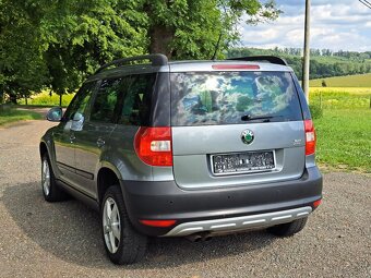 Škoda Yeti 1.6TDi 77Kw,r.v.2012,Po STK a servise,1.majitel - 5
