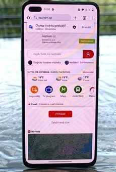 Pěkný mobilní telefon OnePlus Nord 5G / 8GB RAM /128GB / - 5