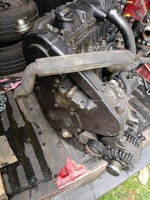 Rozpredám motor 2.0 HDI 80kw RHZ/ 2.0HDI 66kw RHY - 5