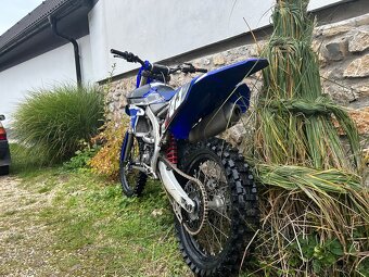 Yamaha YZ250F - 5