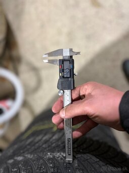 Goodyear VECTOR 4SEASONS 245/45 r18 - 5