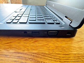 14" Dell Latitude 5490, i5, 24 RAM, 256GB SSD, Win 11 Pro - 5