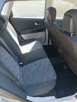 Kia ceed 1.6 crdi - 5