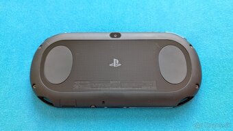 PS Vita 2000 slim čierna s komplet príslušenstvom - 5