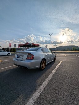 Subaru Legacy - 5