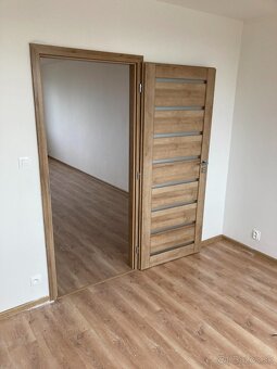 PREDAJ bytov po kompletnej rekonštrukcii v Nových Zámkoch - 5