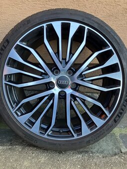 Audi R20 4G0601025CR - 5