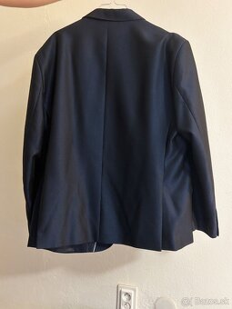 Predám pánsky tmavomodrý oblek SLIM - 5