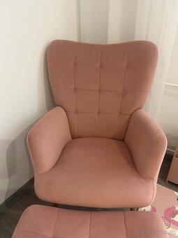 Kreslo s podnožou - 5