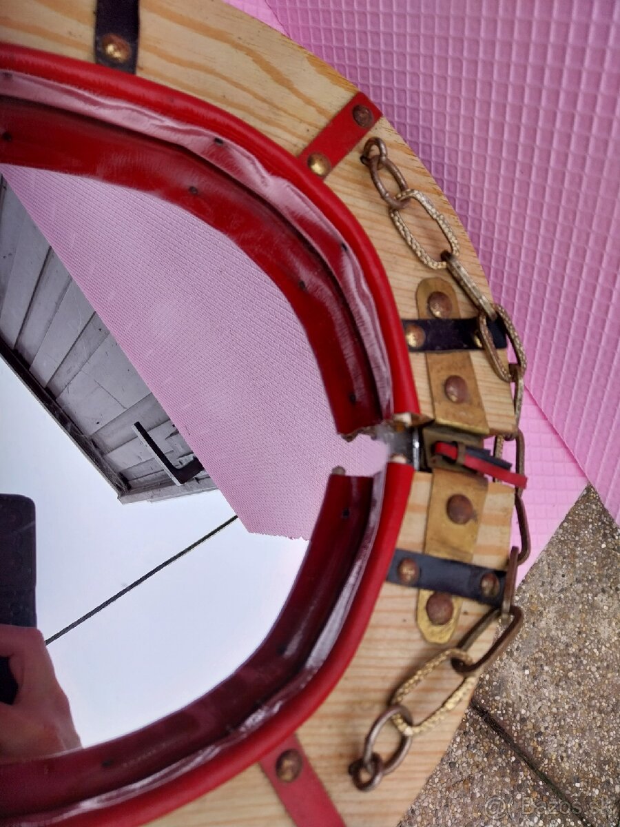 Chomut zrkadlo 35€ - 6