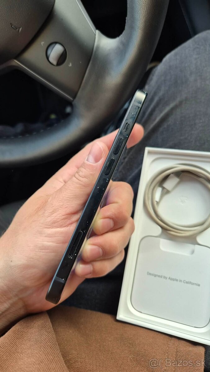 Apple Iphone 15 128gb, čierny, 84% - 6