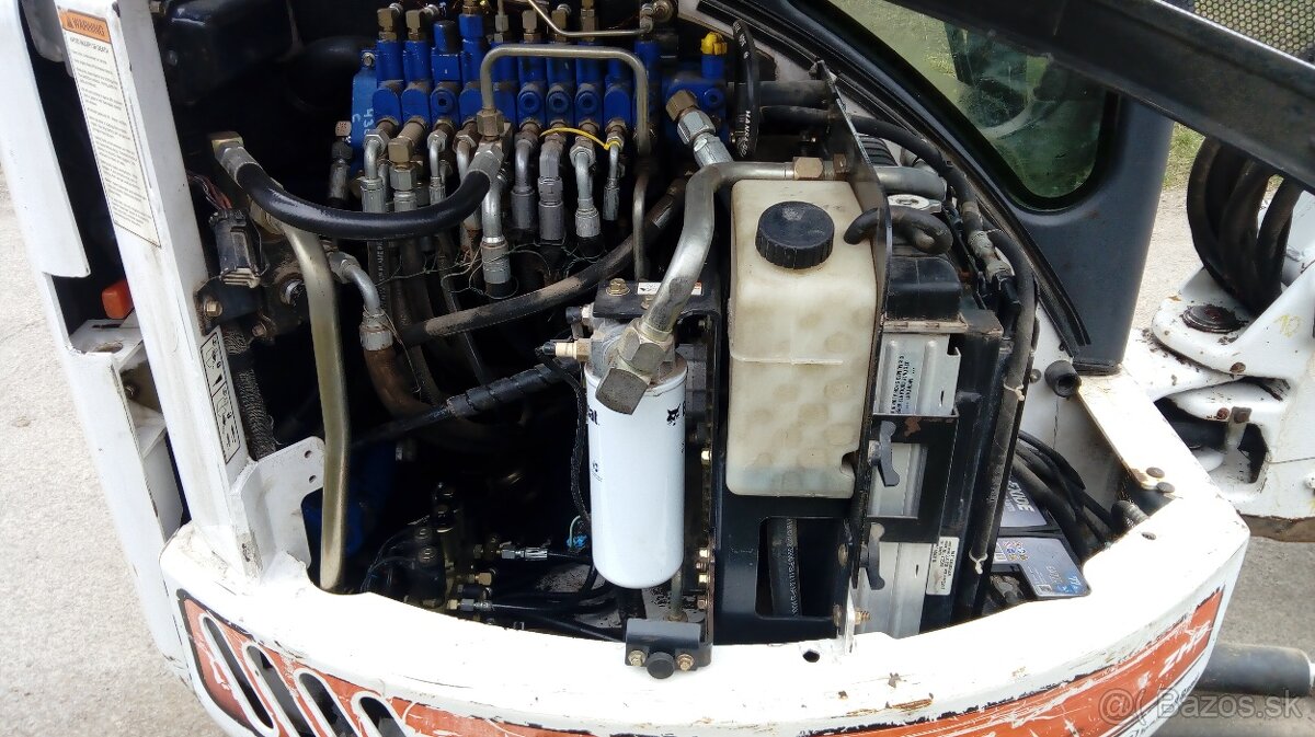 Predam minibager Bobcat - 6