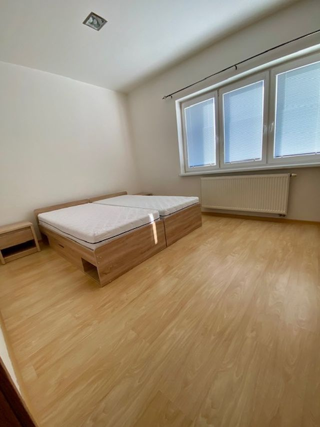 Priestranný bytu 3 + 1 v Čadci - širšie centrum - 6