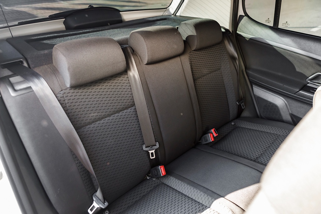 Škoda Fabia Ambiente 1 16V 63kW M5 12/2012 - 6