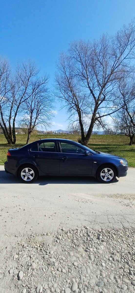 Mitsubishi Lancer 1,5 - 6