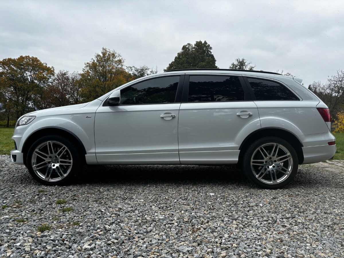Audi Q7 3.0 TDI S-line Quattro 7 míst - 6