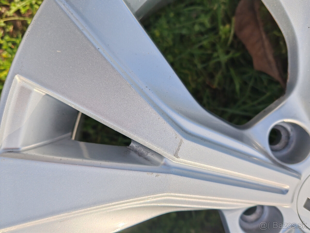 5x112 R18 7J ET45 Original Seat - 6