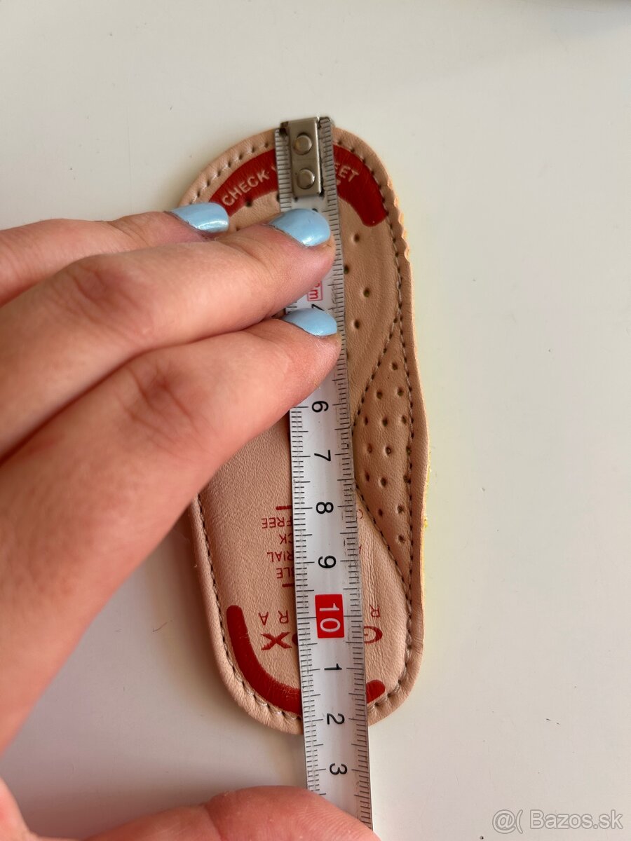 Chlačenské poltopánky 19 - 6