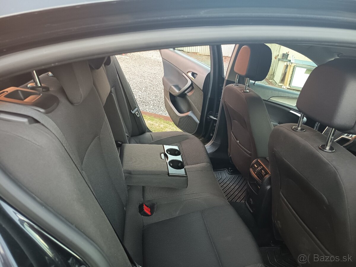 Opel Insignia - 6