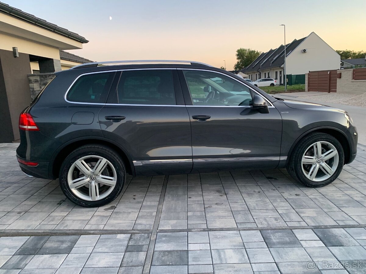 Volkswagen Touareg 3.0 V6 TDI 245k, 180kW - 6