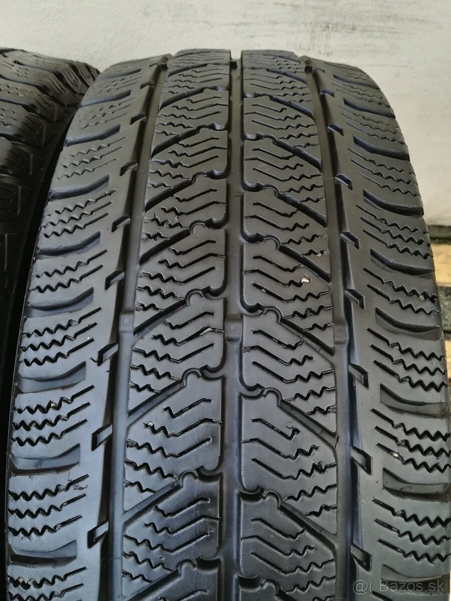 Zimné pneumatiky 215/65 R15C Uniroyal, 4ks - 6